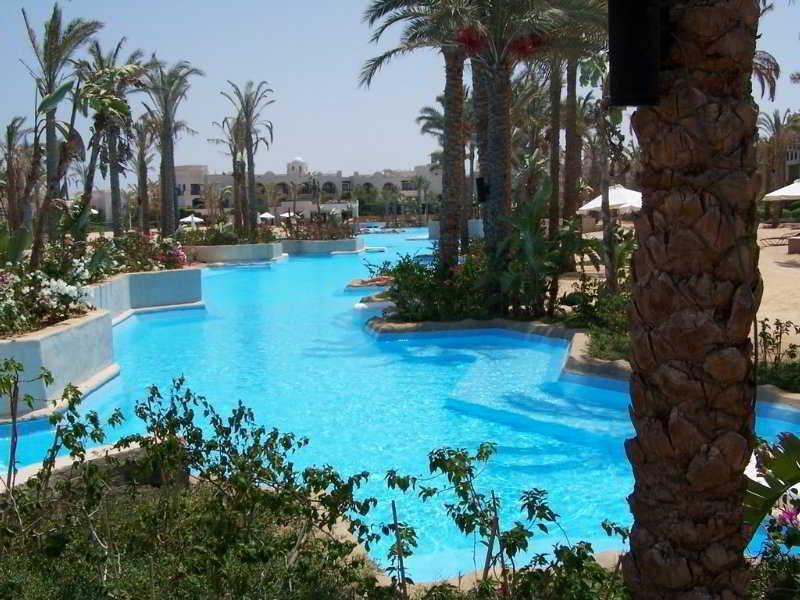 Crowne Plaza Resort Sahara Sands Port Ghalib Exteriör bild